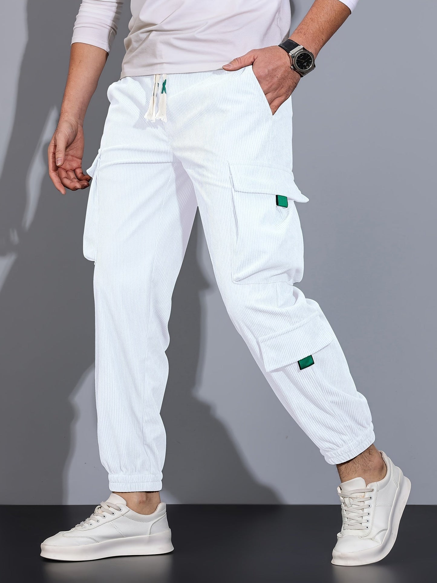 Heidi-Mode Black Cargo Pants for Men