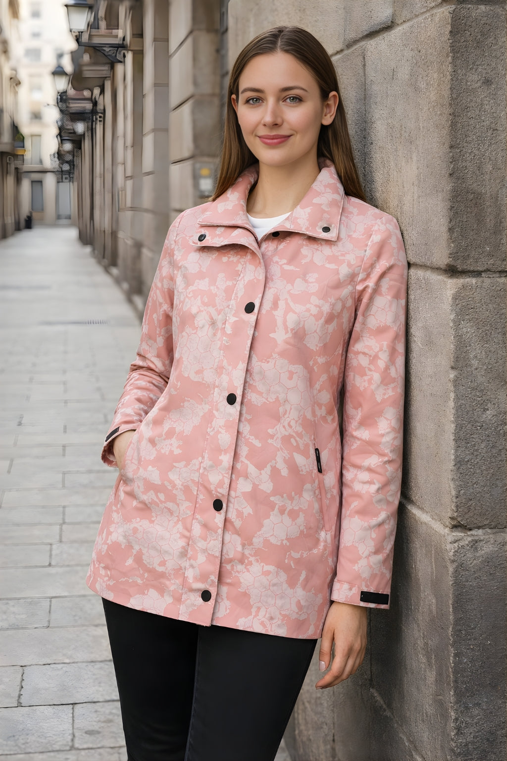 Aria | Windproof hooded women’s jacket