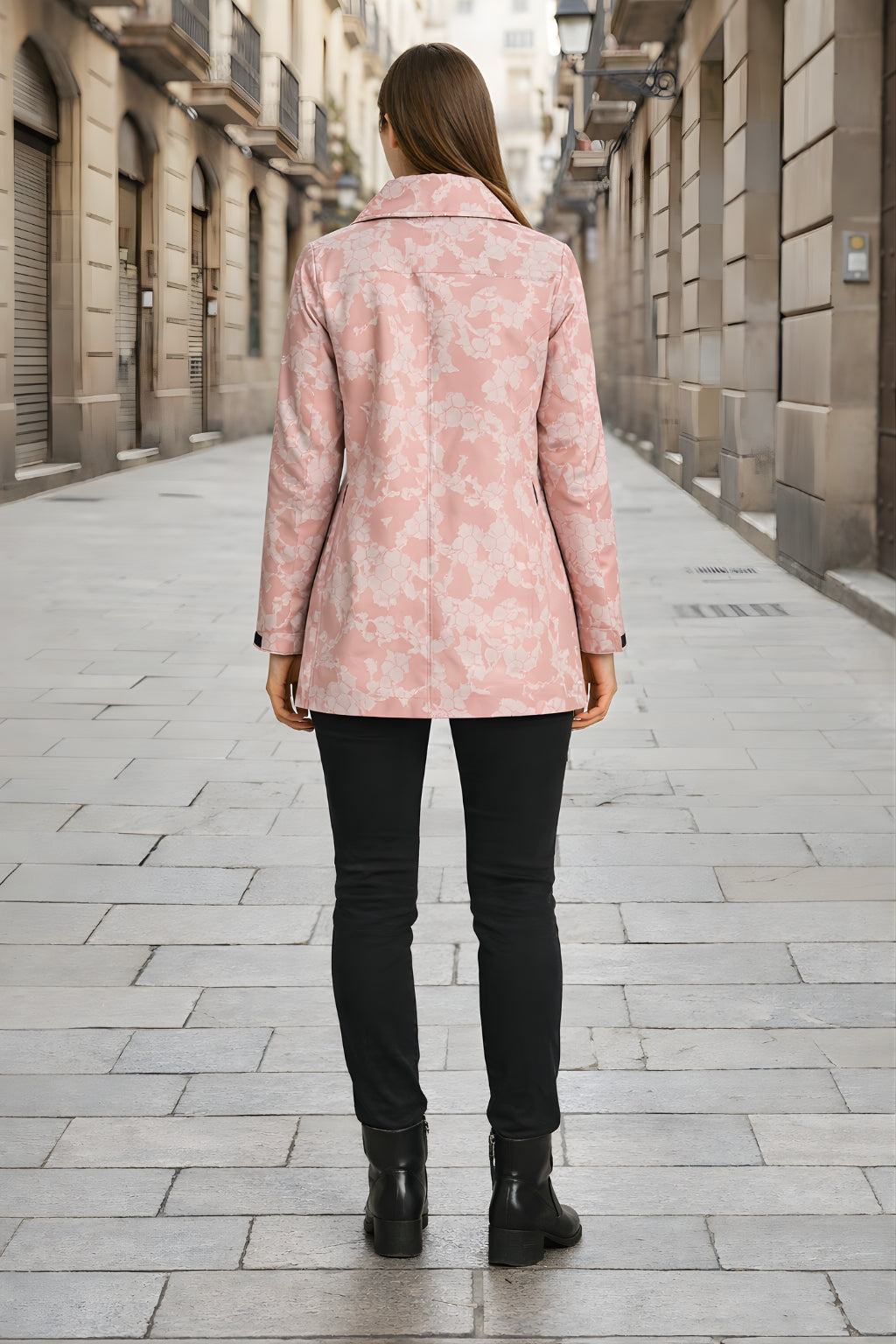 Aria | Windproof hooded women’s jacket