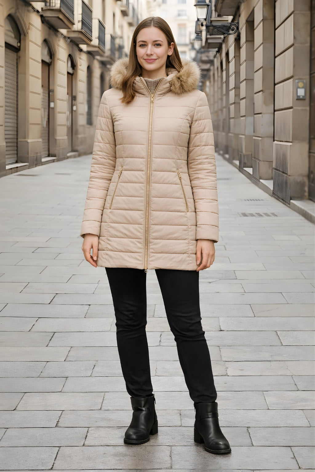 Liva | Warm women’s fitted jacket with collar