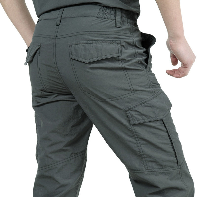 Heidi-Mode | Functional and Stylish Men's Cargo Pants with Practical Flap Pockets