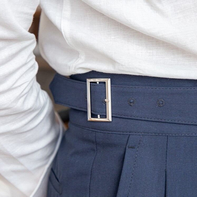 Heidi-Mode Classic: Stylish Pants with Buckle