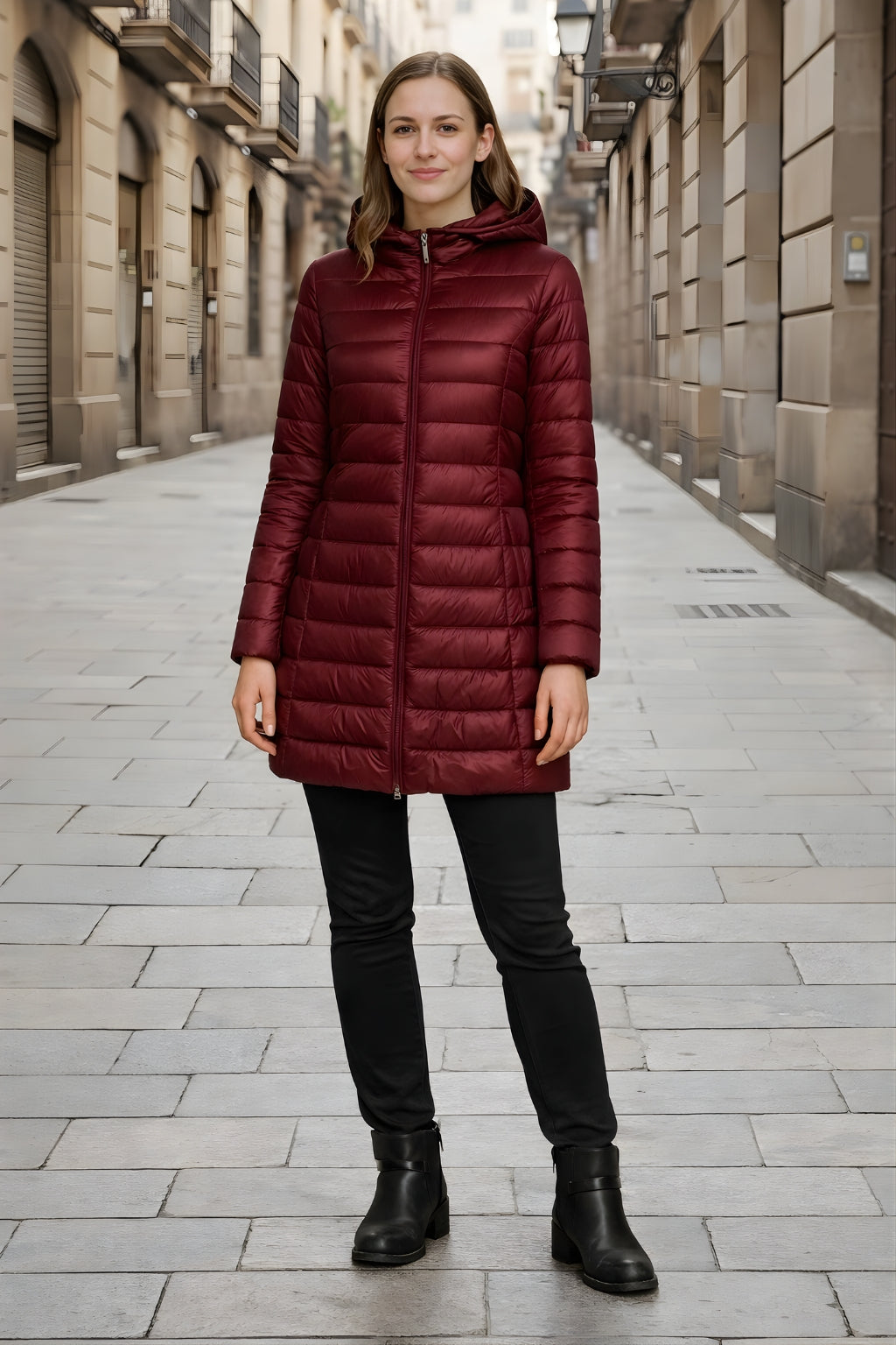 Mira | Hooded women’s winter down jacket
