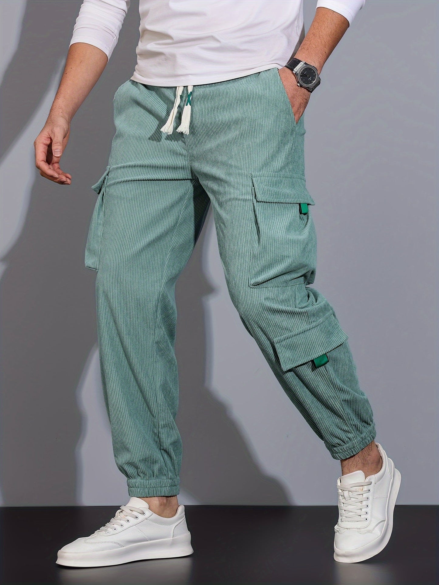 Heidi-Mode Black Cargo Pants for Men