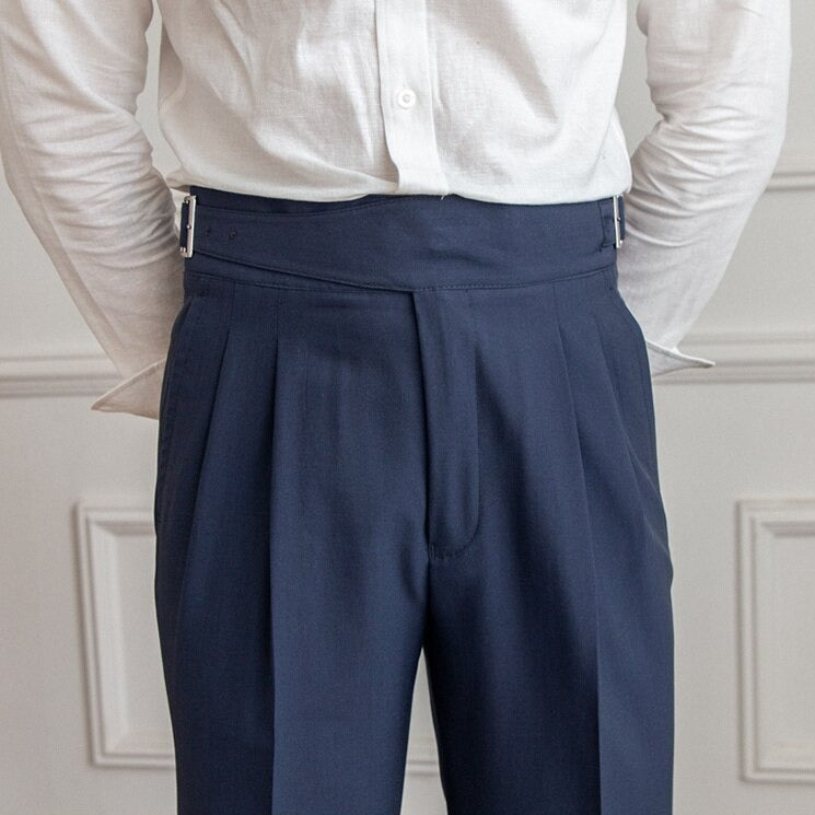 Heidi-Mode Classic: Stylish Pants with Buckle