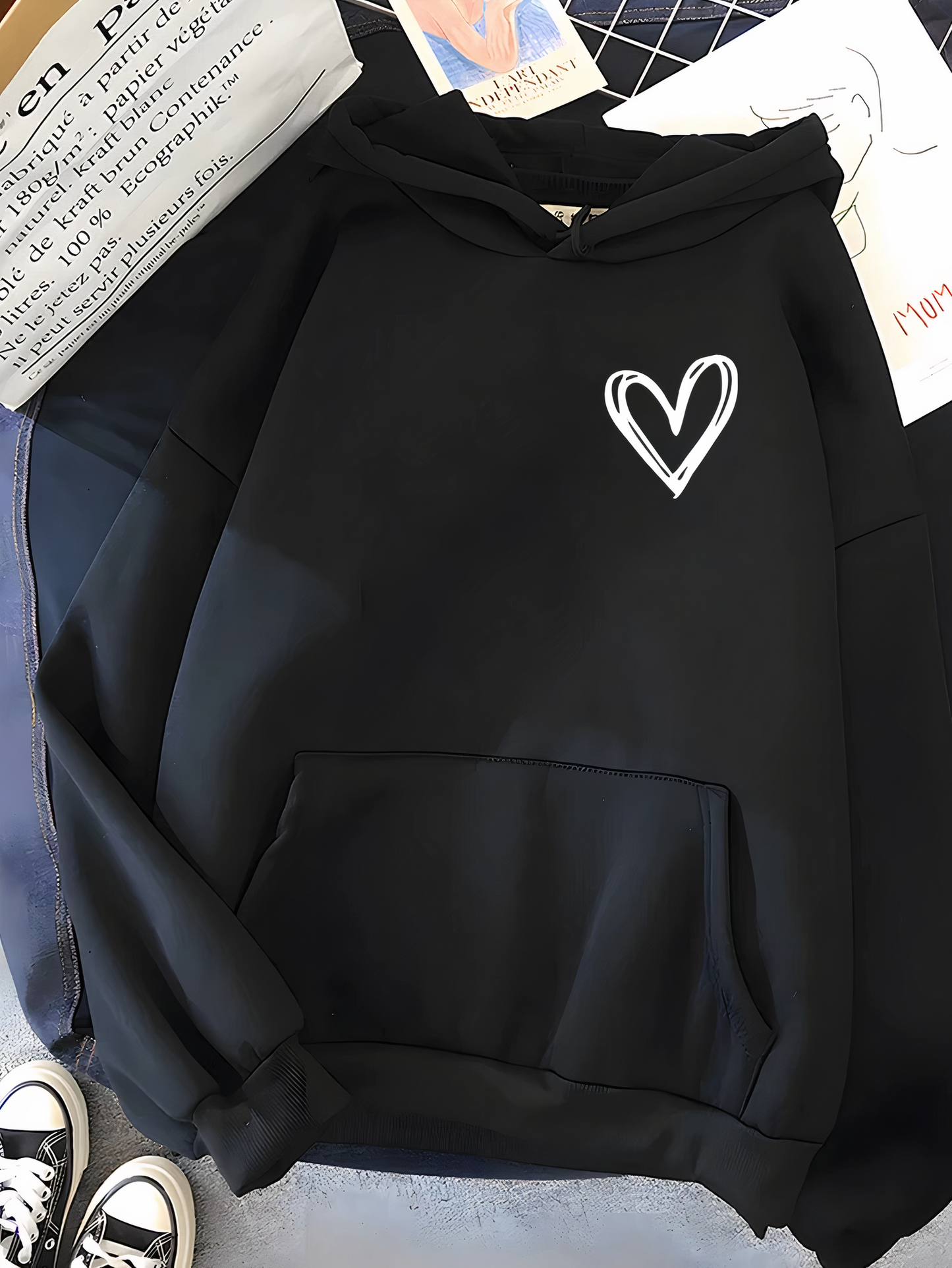 Heidi-Mode | Hooded Sweatshirt with Heart Print for Women Saylor