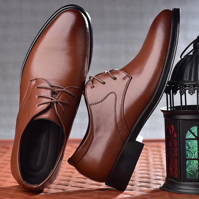 Heidi-Mode – Elegant Shoes with Laces