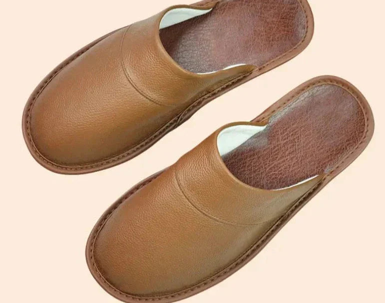 Heidi-Style – Comfortable Men's Slippers Made of Black Cowhide