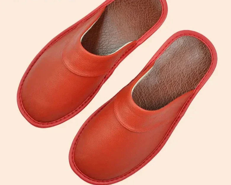 Heidi-Style – Comfortable Men's Slippers Made of Black Cowhide